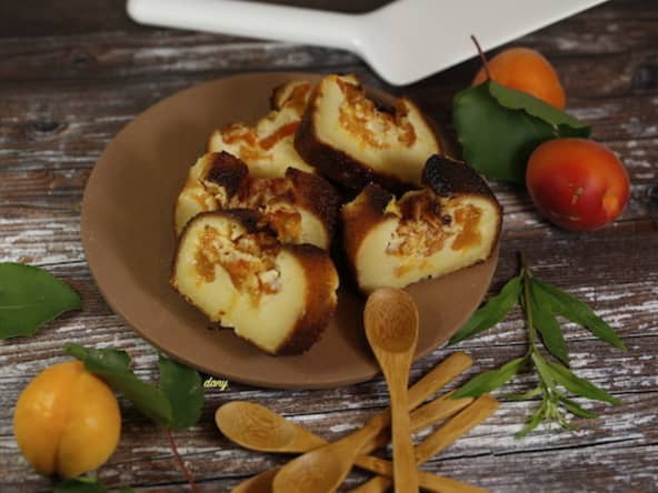 Cake abricot et chocolat blanc