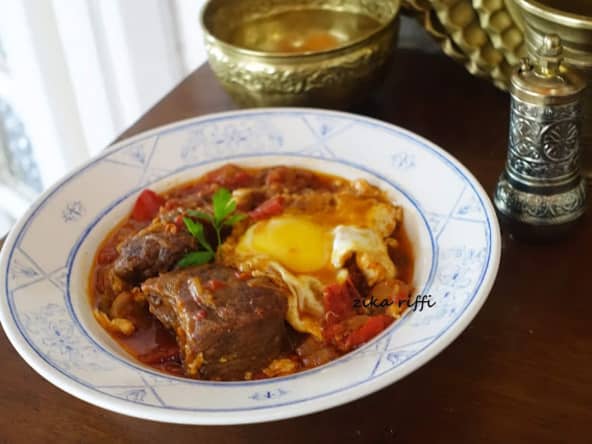 AUTHENTIQUE CHAKCHOUKA BÔNOISE CONFITE A LA VIANDE