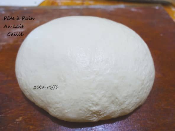 Pains à hamburgers au lait caillé