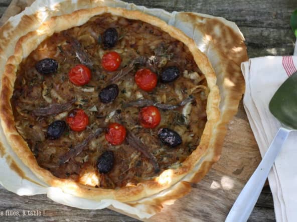 Tarte aux oignons et fenouil comme une pissaladière