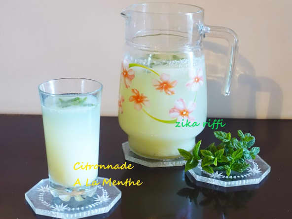 CITRONNADE OU LIMONADE AU CITRON BIO A LA MENTHE
