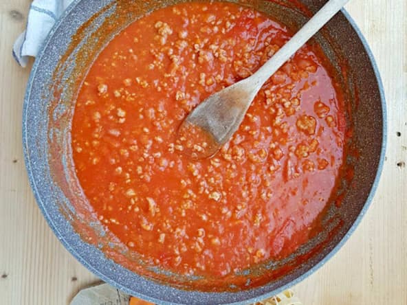 Sauce bolognaise italienne ou ragù alla bolognese