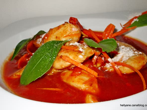 Émincés de Poulet fermier sauce aigre douce à la poudre et feuilles de baobab