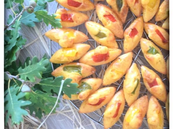 Navettes apéritives gourmande à la pâte de curry pour l'apéritif