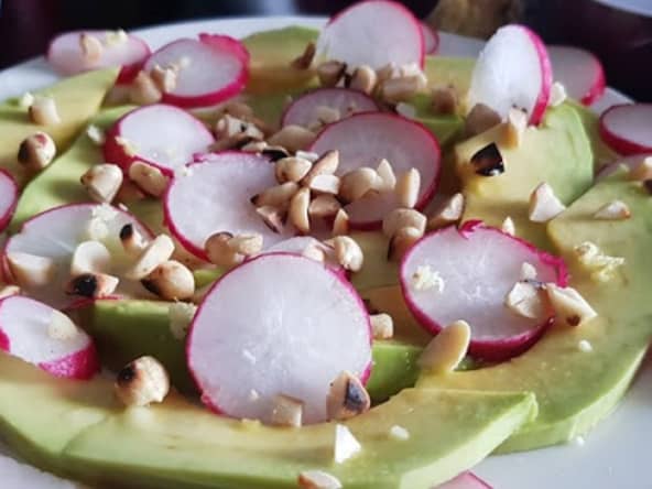 Salade d'avocat aux cacahuète et radis, le slaai une recette de Eswatini