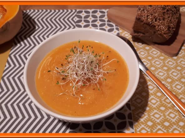 Velouté de Butternut, Patate douce et Quinoa