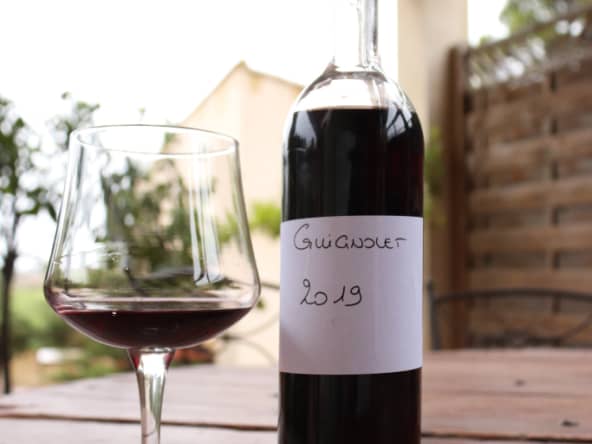 Guignolet de ma maman : un incontournable de nos apéritifs du dimanche en famille