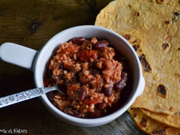 Tortillas de patate douce et chili sin carne