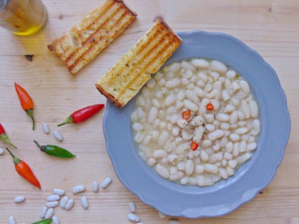 Soupe de haricots blancs ou "zuppa di fagioli" d'Italie