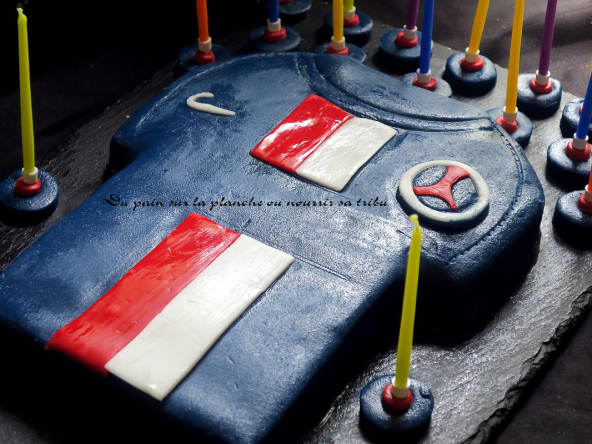 Gâteau d'anniversaire, le tee-shirt du PSG