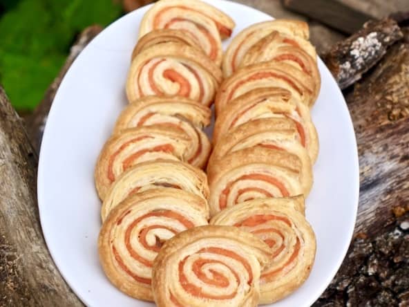 Petits feuilletés à la truite en amuse-bouches