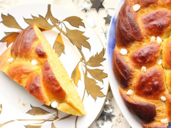 Brioche suédoise de Sainte-Lucie sans pétrissage au safran