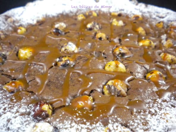 Fondant au chocolat, noisettes et caramel au beurre salé