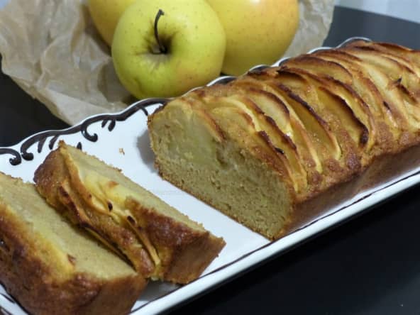 Cake extra moelleux pomme cannelle