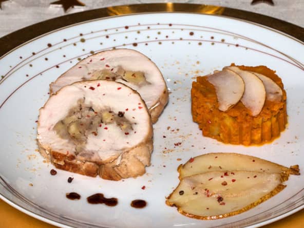 Poitrine de dinde farcie aux marrons et aux poires pour noël