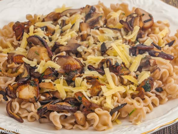 Pâtes aux cèpes et à la truffe