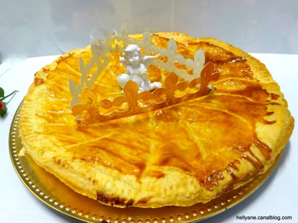 Galette des rois à la frangipane (crème pâtissière) pour l’Épiphanie