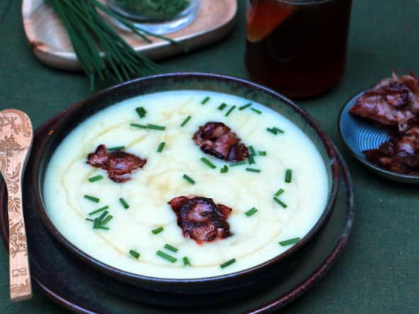 Velouté d'endives, chèvre et miel de l'animatrice Carinne Teyssandier