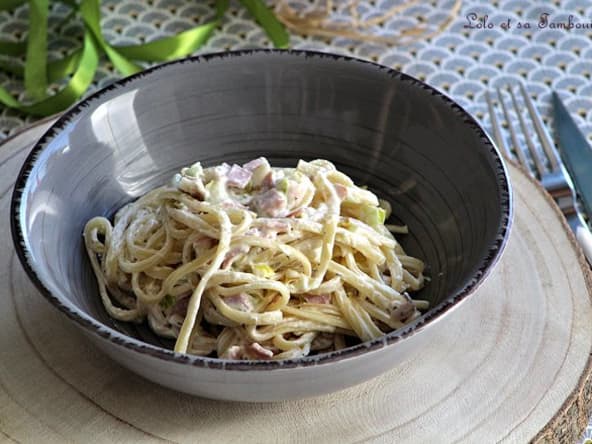 Spaghettis aux poireaux et à la ricotta
