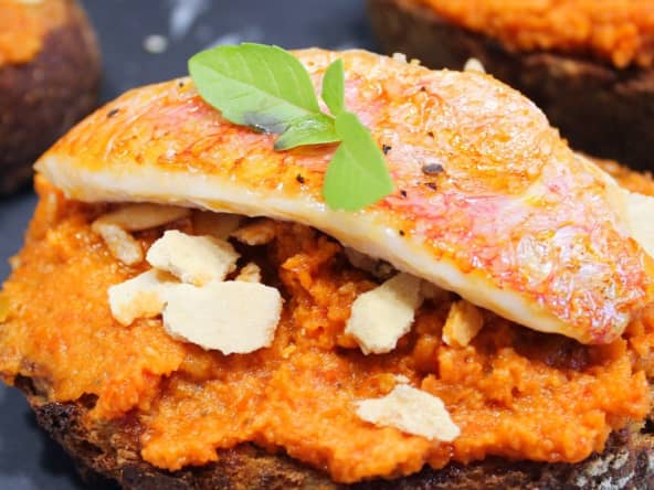 Tartine de Rouget au Pesto Rouge