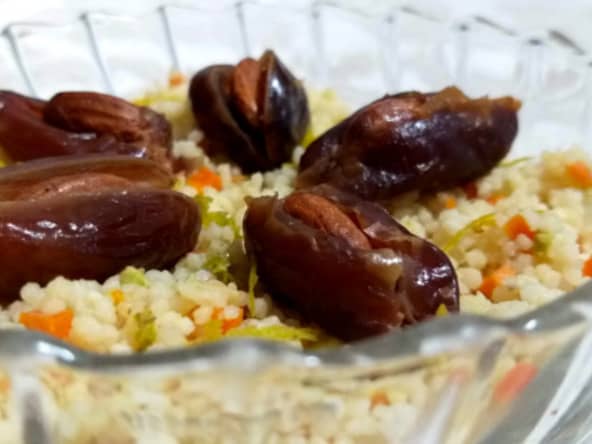Couscous de légumes aux dattes orangées