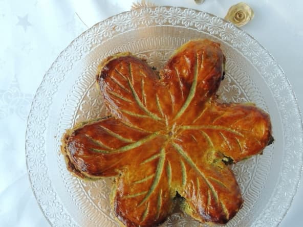 Galette des rois thé matcha et myrtilles, feuilletage inversé