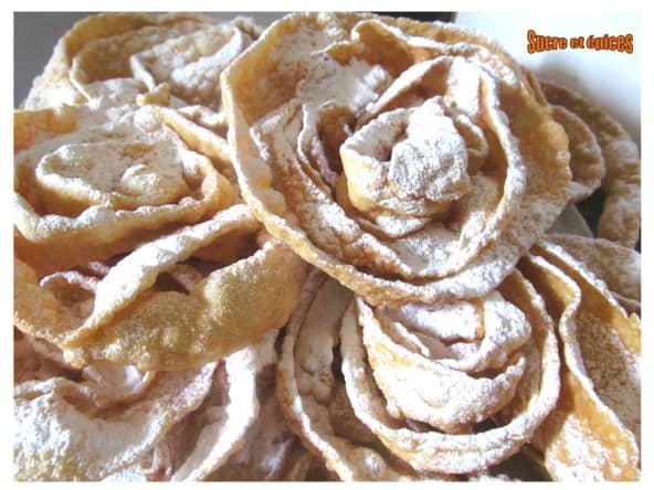 Beignets ultra croustillants en forme de fleurs de ma grand-mère