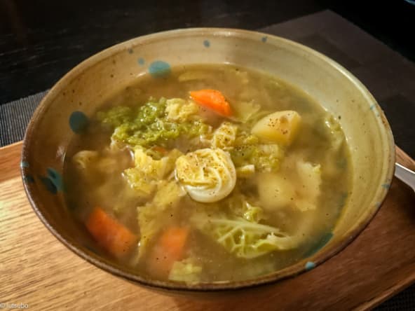 Soupe de chou vert frisé au miso