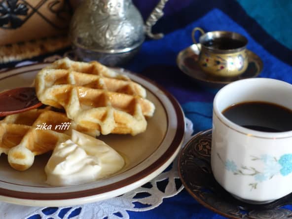 Gaufres express à l'huile au babeurre et zestes de citron