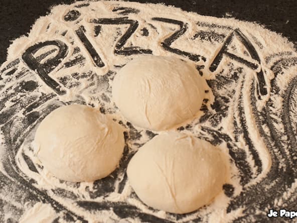 Pâte à Pizza Maison facile