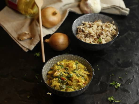 Curry de haddock aux épinards piment d'Espelette et lait de coco