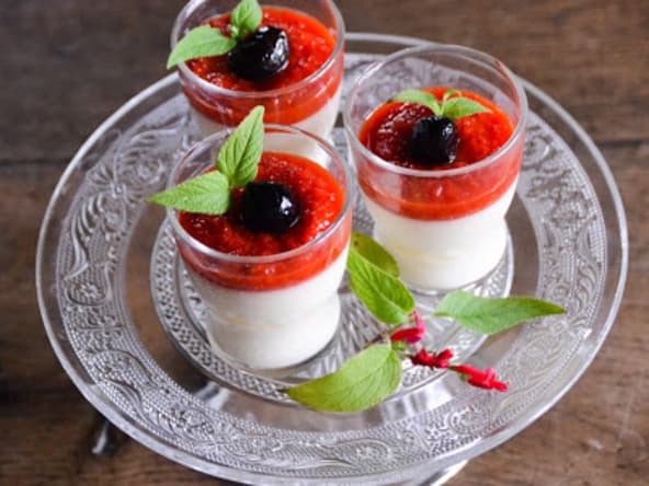 Panna cotta à la feta et aux pimientos del piquillo