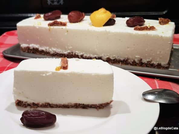 Cheesecake au citron et base aux fruits secs 