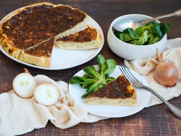 Quiche aux oignons et parmesan