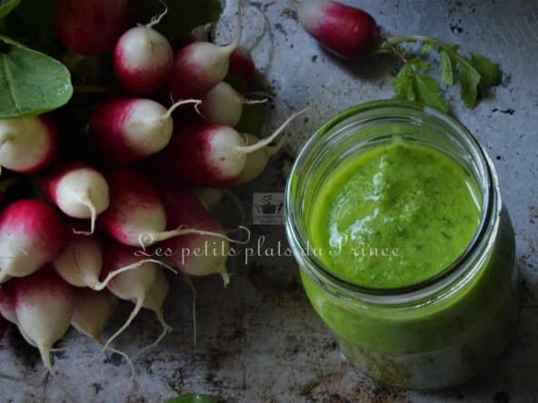 Tartine vertes de fanes de radis ou pistou du pauvre