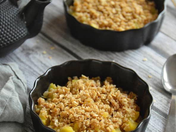 Crumble pomme et cannelle aux flocons d'avoine