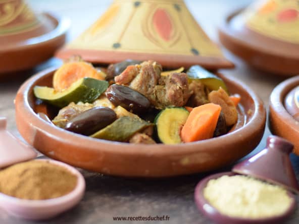 Tagine de veau aux dattes et aux abricots
