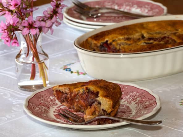 Clafoutis aux quetsches avec des fruits congelés