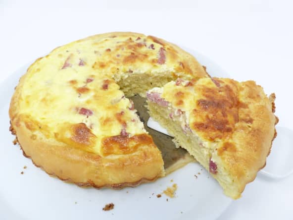 Toutché franc-comtois salé aux lardons et fromage