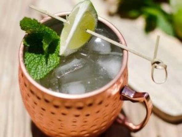 Moscow Mule : le cocktail épicé à la vodka parfait pour l'été