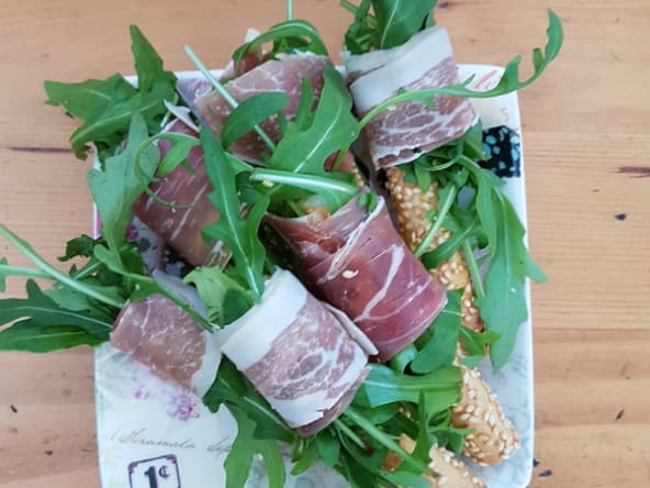 Gressin jambon et roquette