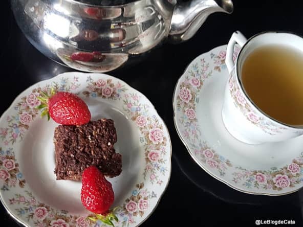 Carrés aux flocons de sarrasin et chocolat noir 