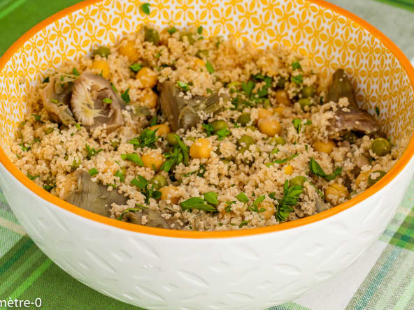 Salade de semoule aux pois chiches et petits pois