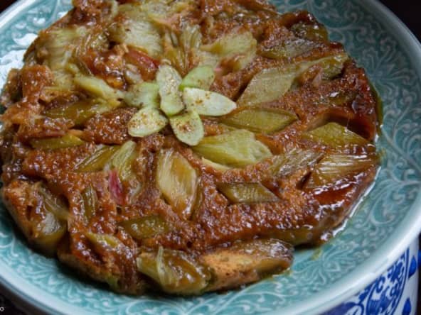 Quatre-quarts à la rhubarbe