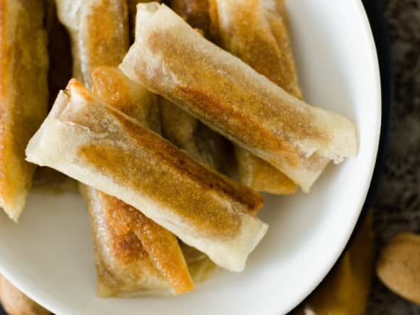 Cigares aux amandes, fleur d'oranger et miel