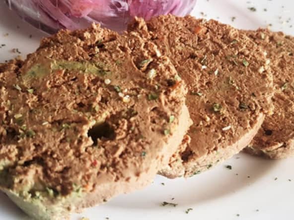 Chicken liver pâté / Paté de foie de volaille