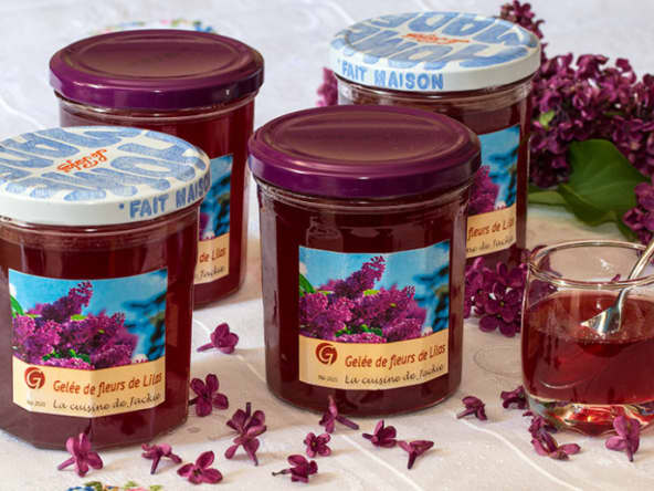 Gelée de fleurs de lilas fait maison