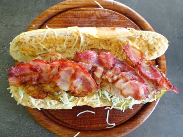 Sandwich cubain bien garni