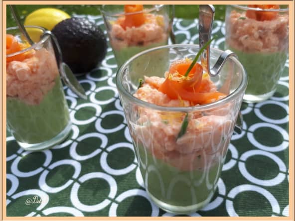 Verrines de mousse d’avocat et truite fumée