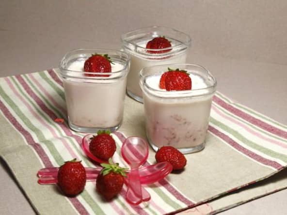 Yaourts aux fraises avec ou sans sorbetière